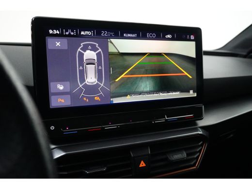 CUPRA Leon Sportstourer 1.4 e-Hybrid VZ Performance 245PK | Lichtmetalen velgen 19" | Trekhaak | ActivLease financial lease