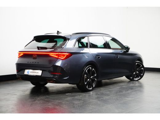 CUPRA Leon Sportstourer 1.4 e-Hybrid VZ Performance 245PK | Lichtmetalen velgen 19" | Trekhaak | ActivLease financial lease