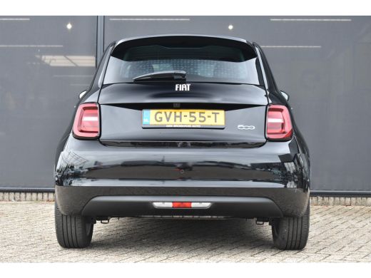 Fiat 500e Urban 42 kWh 3 Fase | Pack Style | Keyless-Start | 16"LMV | Cruise Control | Climate Control | !! ActivLease financial lease