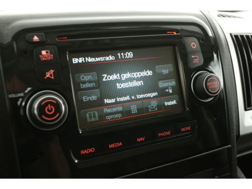 Fiat Ducato 33 2.3 MultiJet L3H2 Airco Camera Cruise Navigatie 3 Persoons Elektrpakket Trekhaak ActivLease financial lease