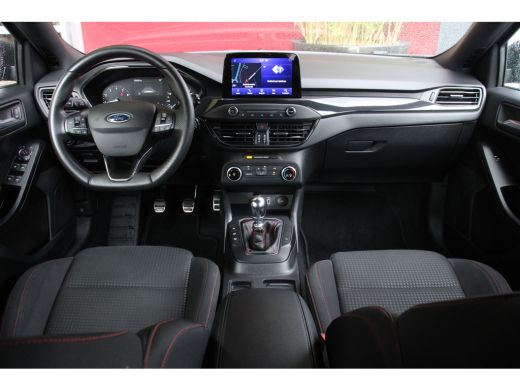 Ford Focus 1.0 EcoBoost ST Line Business | Trekhaak | Park Assist | Navigatie ActivLease financial lease