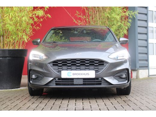 Ford Focus 1.0 EcoBoost ST Line Business | Trekhaak | Park Assist | Navigatie ActivLease financial lease