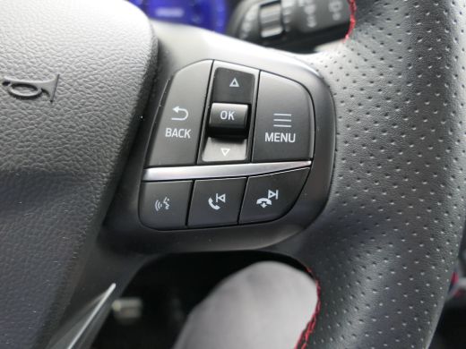 Ford Kuga 1.5 EcoBoost ST-Line | Trekhaak | Adaptive Cruise | BLIS | Winterpack | DAB | LED | Navigatie ActivLease financial lease