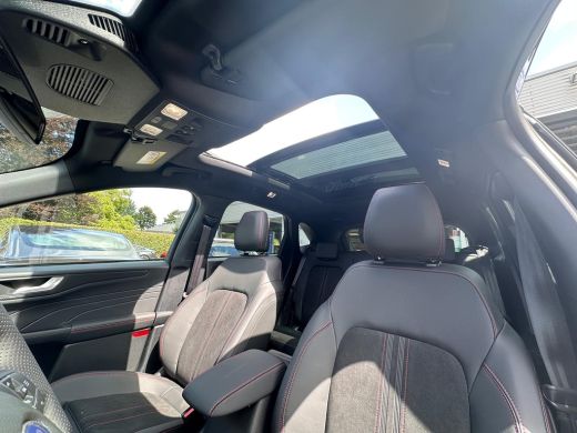 Ford Kuga 2.5 PHEV ST-Line X | BLACK PACK |  PANODAK | LEDER | ADAPTIVE CRUISE | WINTERPACK | EL. TREKHAAK ... ActivLease financial lease