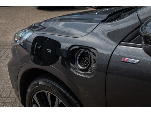 Ford Kuga 2.5 PHEV ST-Line X | Cruise adaptief | Matrix LED | 360 Camera | Dodehoek detectie | B&O | Head-u... ActivLease financial lease