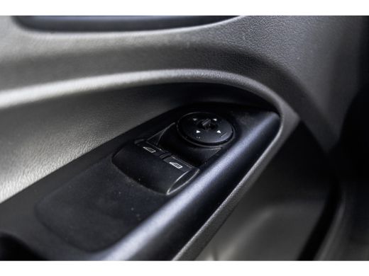 Ford Transit Connect | L2H1 | Cruise | Omvormer | Inrichting | Airco | PDC | Euro 6 ActivLease financial lease