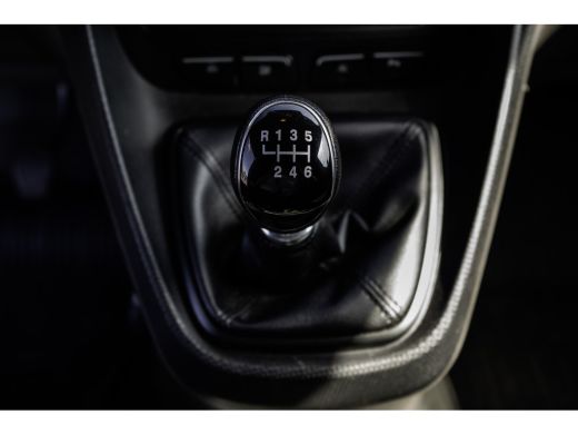 Ford Transit Connect | L2H1 | Cruise | Omvormer | Inrichting | Airco | PDC | Euro 6 ActivLease financial lease