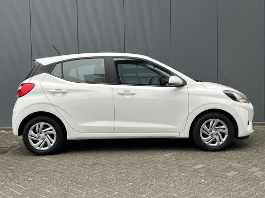Hyundai i10 1.0 67pk Comfort | LED | Airco | Carplay | Navigatie | Bluetooth | Cruisecontrol | 1e Eigenaar ActivLease financial lease