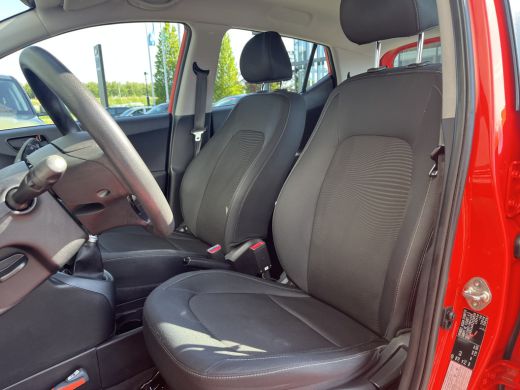 Hyundai i10 1.0i 66pk Comfort Airco | Carplay | Bestuurdersstoel in hoogte verstelbaar | Cruise control | Nav... ActivLease financial lease