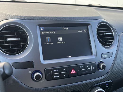 Hyundai i10 1.0i 66pk Comfort Airco | Carplay | Bestuurdersstoel in hoogte verstelbaar | Cruise control | Nav... ActivLease financial lease