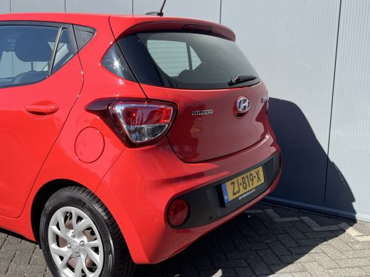 Hyundai i10 1.0i 66pk Comfort Airco | Carplay | Bestuurdersstoel in hoogte verstelbaar | Cruise control | Nav... ActivLease financial lease