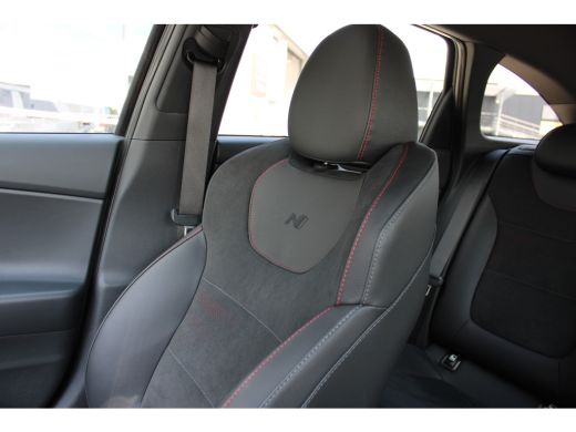 Hyundai i30 Wagon 1.5 T-GDi MHEV N Line | Adaptive cruise control | Sportstoelen | Elektrischbedienbare voors... ActivLease financial lease