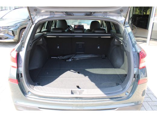 Hyundai i30 Wagon 1.5 T-GDi MHEV N Line | Adaptive cruise control | Sportstoelen | Elektrischbedienbare voors... ActivLease financial lease