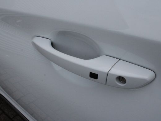 Hyundai Kona 1.0 T-GDI Fashion | Trekhaak | Stuur/Stoelverwarming | Keyless-Entry | Navigatie | Achteruitrijca... ActivLease financial lease