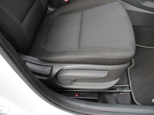 Hyundai Kona 1.0 T-GDI Fashion | Navigatiesysteem full map | Passagiersstoel in hoogte verstelbaar | Trekhaak ActivLease financial lease