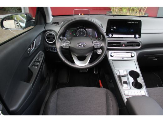 Hyundai Kona EV Fashion 64 kWh | BTW auto / 12% bijtelling | Trekhaak | Achteruitrijcamera | Adaptieve Cruise ... ActivLease financial lease