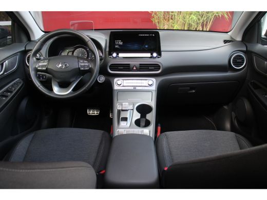 Hyundai Kona EV Fashion 64 kWh | BTW auto / 12% bijtelling | Trekhaak | Achteruitrijcamera | Adaptieve Cruise ... ActivLease financial lease