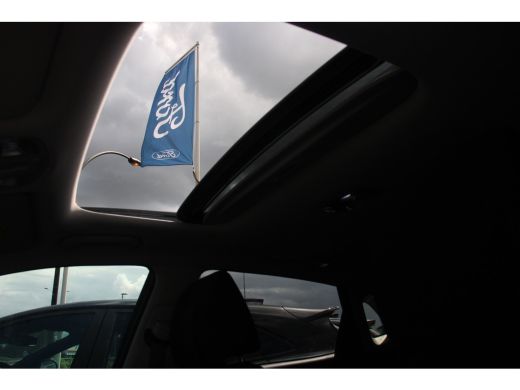Hyundai Kona EV Fashion 64 kWh | BTW auto / 12% bijtelling | Trekhaak | Achteruitrijcamera | Adaptieve Cruise ... ActivLease financial lease