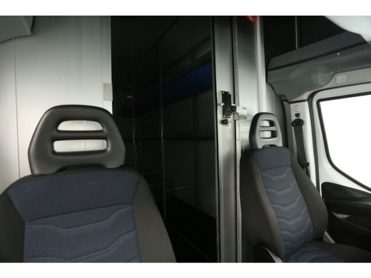 Iveco Daily 35S14 2.3 410 | Foodtruck | Bezorgauto | Verkoopwagen | Bakwagen | Zijdeur | Camper | Inrichting ... ActivLease financial lease