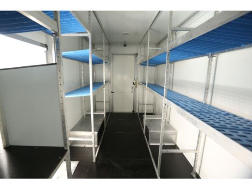 Iveco Daily 35S14 2.3 410 | Foodtruck | Bezorgauto | Verkoopwagen | Bakwagen | Zijdeur | Camper | Inrichting ... ActivLease financial lease