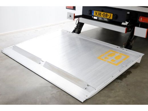 MAN TGE 50 2.0 TDI 177pk DSG Automaat XXL Bakwagen met laadklep L465cm 02-2021 ActivLease financial lease