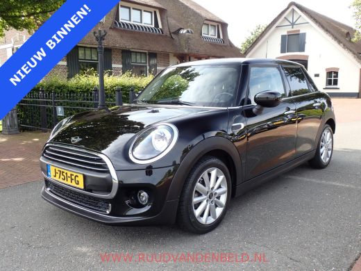 Mini One 1.5 Pepper NAVI / CARPLAY / PDC / CRUISE