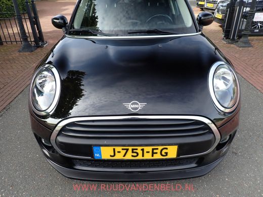 Mini One 1.5 Pepper NAVI / CARPLAY / PDC / CRUISE ActivLease financial lease