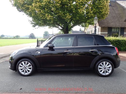 Mini One 1.5 Pepper NAVI / CARPLAY / PDC / CRUISE ActivLease financial lease