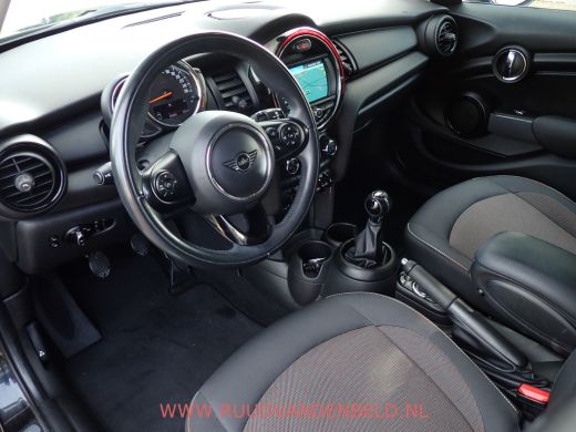 Mini One 1.5 Pepper NAVI / CARPLAY / PDC / CRUISE ActivLease financial lease