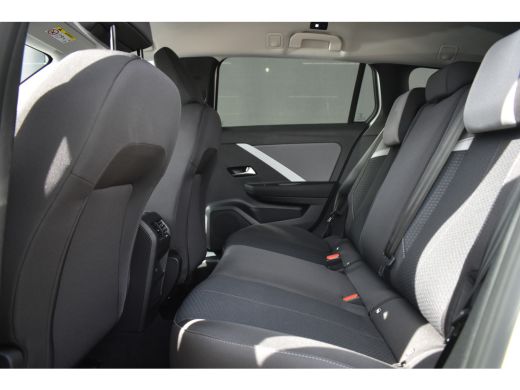 Opel Astra Sports Tourer 1.2 Turbo Business Edition 110pk DEMO-DEAL! | Navigatie | Achteruitrijcamera | Stuu... ActivLease financial lease