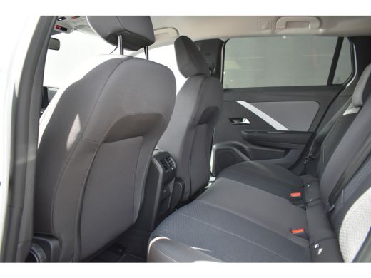 Opel Astra Sports Tourer 1.2 Turbo Business Edition 110pk DEMO-DEAL! | Navigatie | Achteruitrijcamera | Stuu... ActivLease financial lease