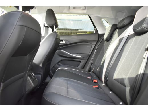 Opel Grandland 1.6 Turbo Hybrid Level 4 225pk | Adaptive Cruise | Stuurverwarming | Navigatie | Full-LED | 360 C... ActivLease financial lease