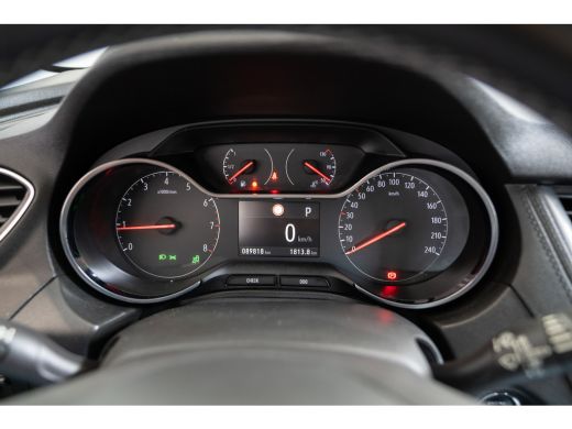 Opel Grandland X 1.2 Turbo Automaat Business Executive | Navigatie | AGR | Parkeersensoren | Climate Controle | Ke... ActivLease financial lease