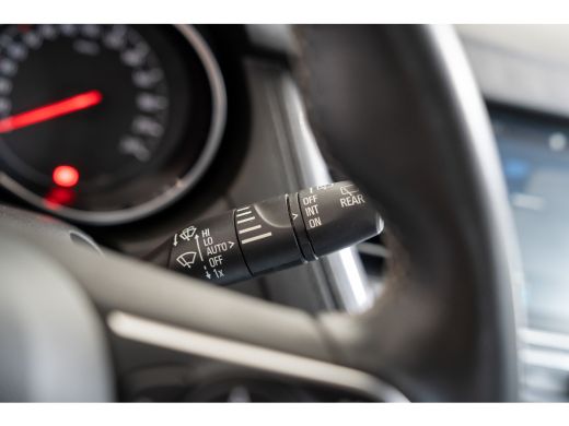 Opel Grandland X 1.2 Turbo Automaat Business Executive | Navigatie | AGR | Parkeersensoren | Climate Controle | Ke... ActivLease financial lease
