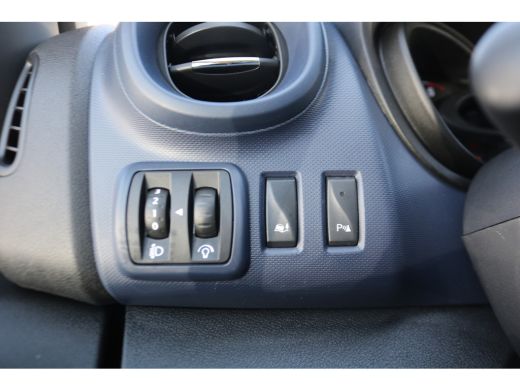 Opel Vivaro 1.6 CDTI L1 H1 Airco Imperiaal Trekhaak Inrichting ActivLease financial lease