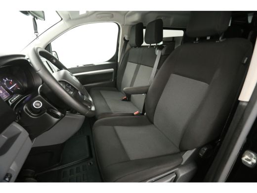 Opel Vivaro 2.0 CDTI L3H1 Dubbele Cabine Airco Camera Cruise 6 Persoons Carplay Navi PDC 2xSchuifdeur Trekhaak ActivLease financial lease
