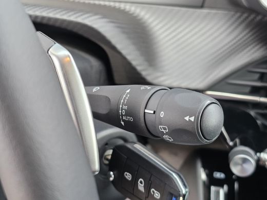 Peugeot 208 1.2 Hybrid 110 e-DCS6 Allure | Apple Carplay/Android Auto|telefoonintegratie premium | Automatisc... ActivLease financial lease