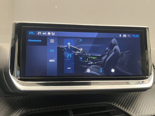 Peugeot 208 GT | Adaptieve cruise control met Stop&Go functie | Armsteunen op de voorportieren bekleed met ku... ActivLease financial lease