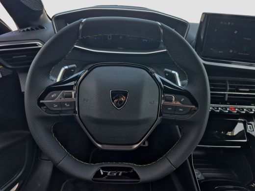 Peugeot 208 GT | Adaptieve cruise control met Stop&Go functie | Armsteunen op de voorportieren bekleed met ku... ActivLease financial lease