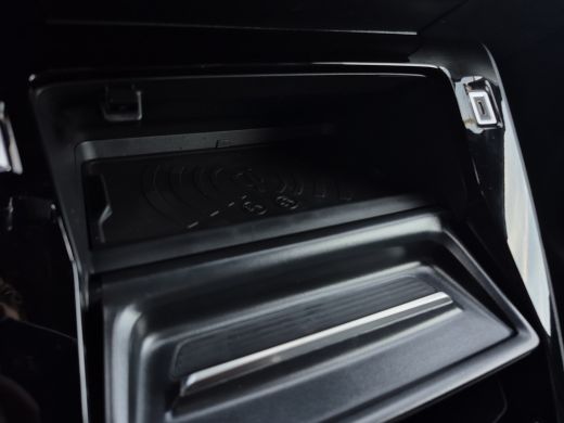 Peugeot 208 GT | Adaptieve cruise control met Stop&Go functie | Armsteunen op de voorportieren bekleed met ku... ActivLease financial lease