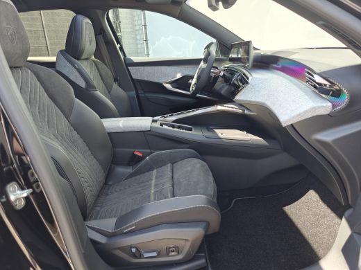 Peugeot 3008 1.2 Hybrid 145 GT | Achterstoelen verwarmd | Achteruitrijcamera | Cruise control adaptief met Sto... ActivLease financial lease