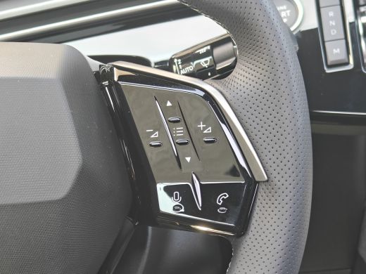 Peugeot 3008 1.2 Hybrid 145 GT | Achterstoelen verwarmd | Achteruitrijcamera | Cruise control adaptief met Sto... ActivLease financial lease