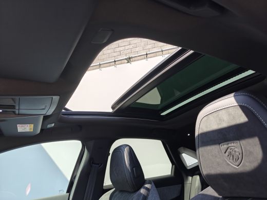 Peugeot 3008 1.2 Hybrid 145 GT | Achterstoelen verwarmd | Achteruitrijcamera | Cruise control adaptief met Sto... ActivLease financial lease