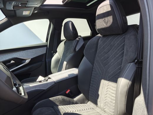 Peugeot 3008 1.2 Hybrid 145 GT | Achterstoelen verwarmd | Achteruitrijcamera | Cruise control adaptief met Sto... ActivLease financial lease