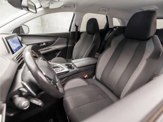 Peugeot 3008 1.2 PureTech Sport Automaat (APPLE CARPLAY, GROOT NAVI, 360 CAMERA, KEYLESS, SPORTSTOELEN, GETINT... ActivLease financial lease