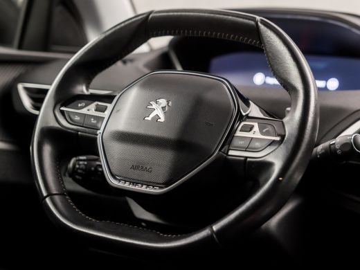 Peugeot 3008 1.2 PureTech Sport Automaat (APPLE CARPLAY, GROOT NAVI, 360 CAMERA, KEYLESS, SPORTSTOELEN, GETINT... ActivLease financial lease