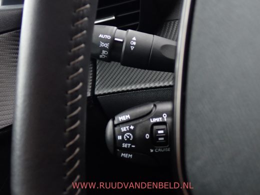 Peugeot e-208 EV Active 50 kWh 99%SOH CCS/CARPLAY/PDC ActivLease financial lease