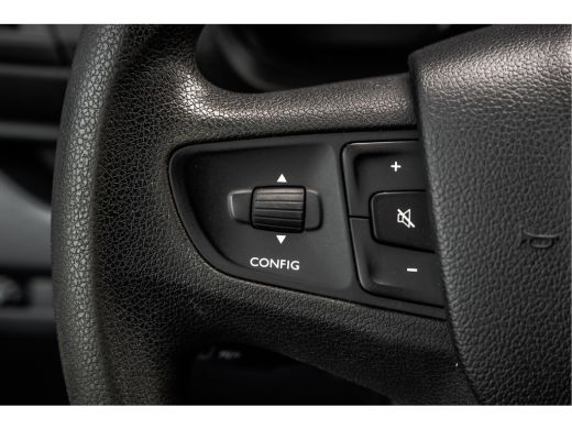 Peugeot Expert L3H1 | BlueHDI 120 | Camera | CarPlay | LED | Cruise | Airco | PDC | Euro 6 ActivLease financial lease