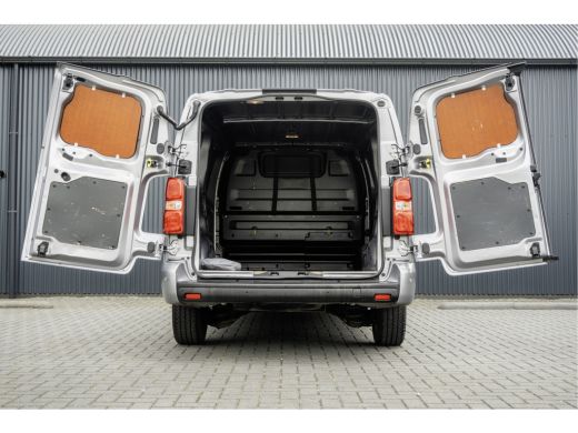 Peugeot Expert L3H1 | BlueHDI 120 | Camera | CarPlay | LED | Cruise | Airco | PDC | Euro 6 ActivLease financial lease