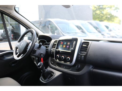 Renault Trafic 2.0 dCi 120pk L2 H1 Airco Navigatie Camera Trekhaak ActivLease financial lease